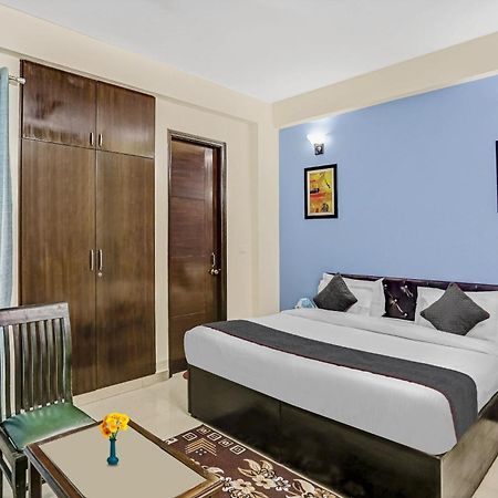 Townhouse Rumaisa Indirapuram Luaran gambar